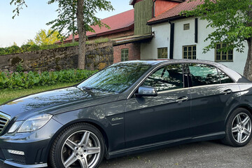 Mercedes-Benz E 63 AMG