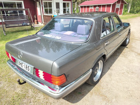 Mercedes-Benz SE