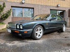 Jaguar XJ6