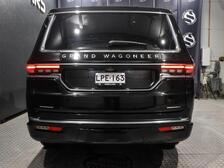 Jeep Grand Wagoneer