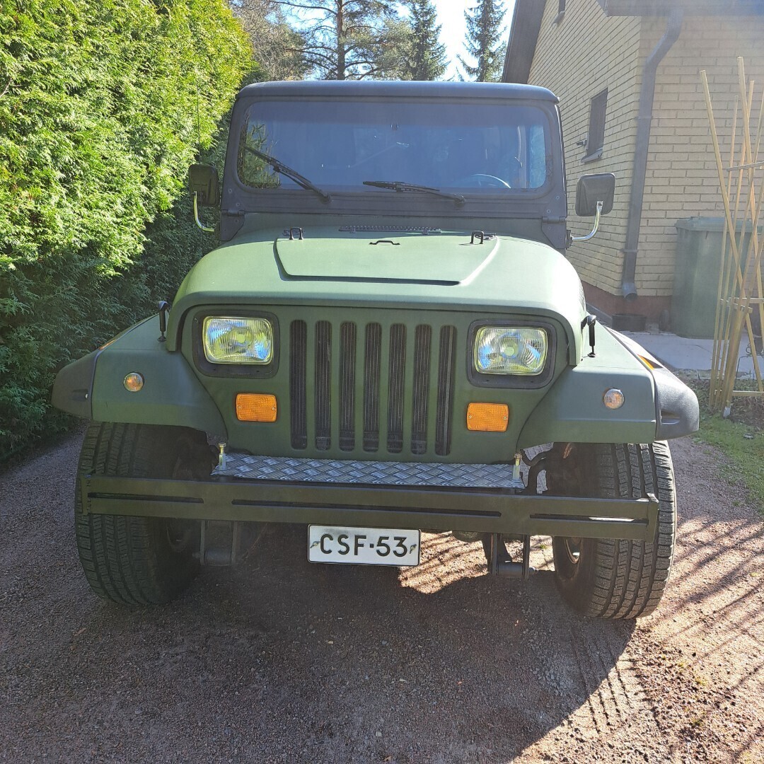 Jeep Wrangler Laredo 1989, kuva 4/20