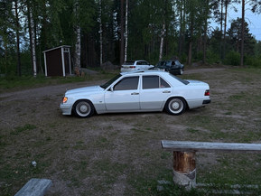 Mercedes-Benz 200