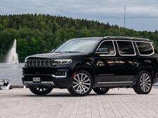 Jeep Grand Wagoneer