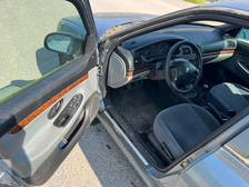 Peugeot 406