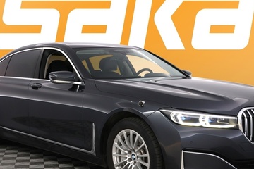 BMW 745