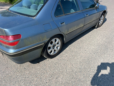 Peugeot 406