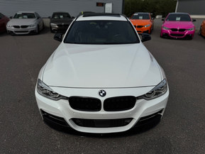 BMW 330