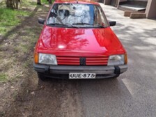 Peugeot 205