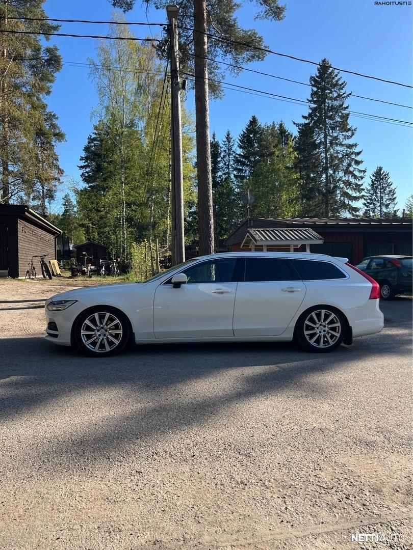 5 / 11