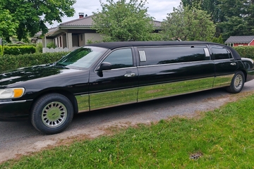 Lincoln Town Car