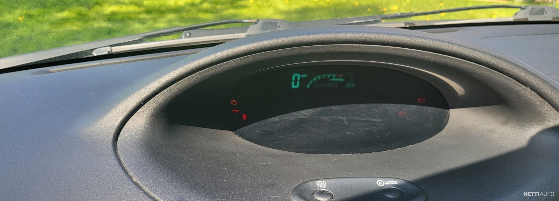 8 / 16