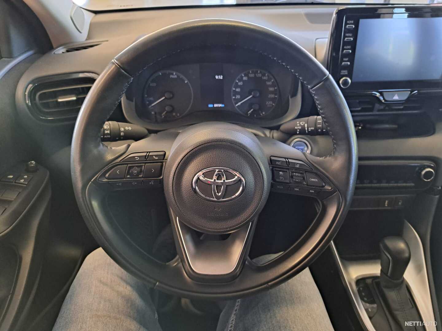 22 / 37