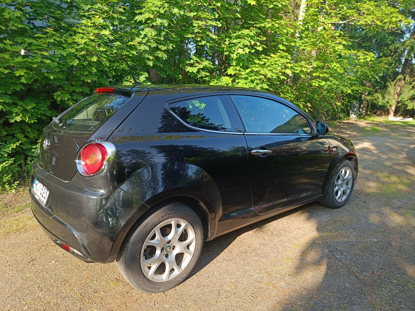 Alfa Romeo Mito 1,6 JTDM Distinctive 2009, kuva 3/8