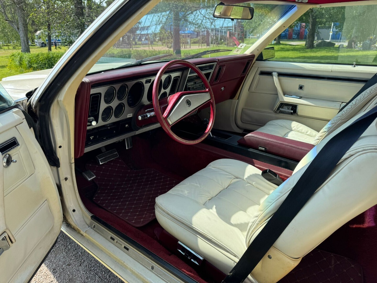 Dodge Mirada 2 D Coupe 1980, kuva 4/8