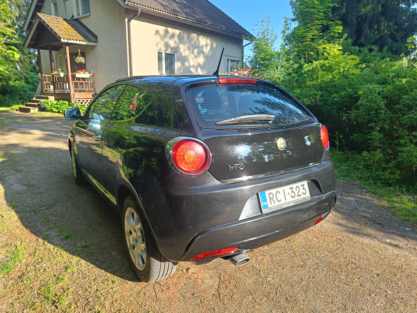 Alfa Romeo Mito 1,6 JTDM Distinctive 2009, kuva 8/8