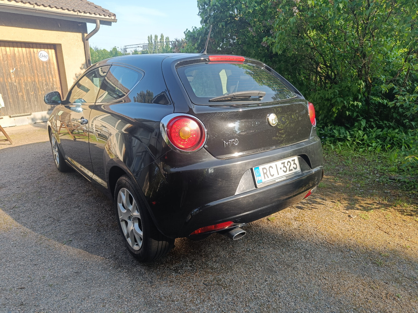 Alfa Romeo Mito 1,6 JTDM Distinctive 2009, kuva 2/8