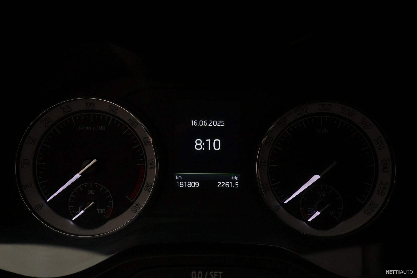 30 / 30