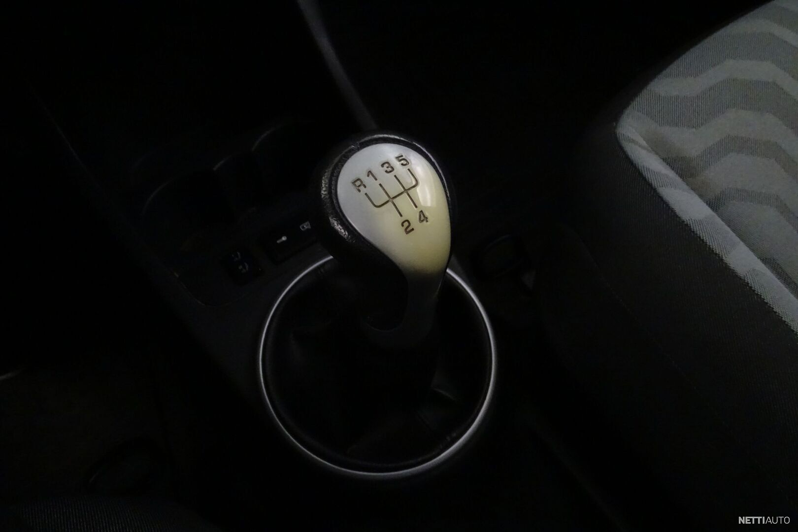 22 / 24