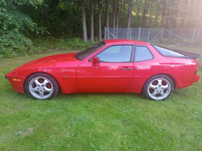 Porsche 944