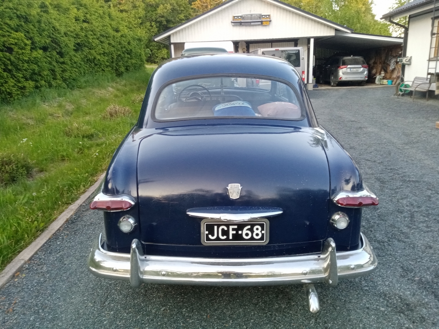 Ford De Luxe 1951, kuva 2/14