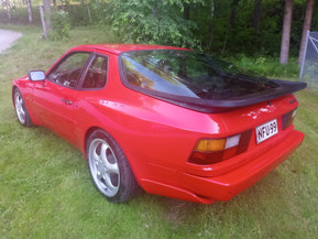 Porsche 944