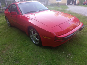 Porsche 944