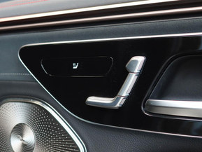 Mercedes-Benz EQS SUV