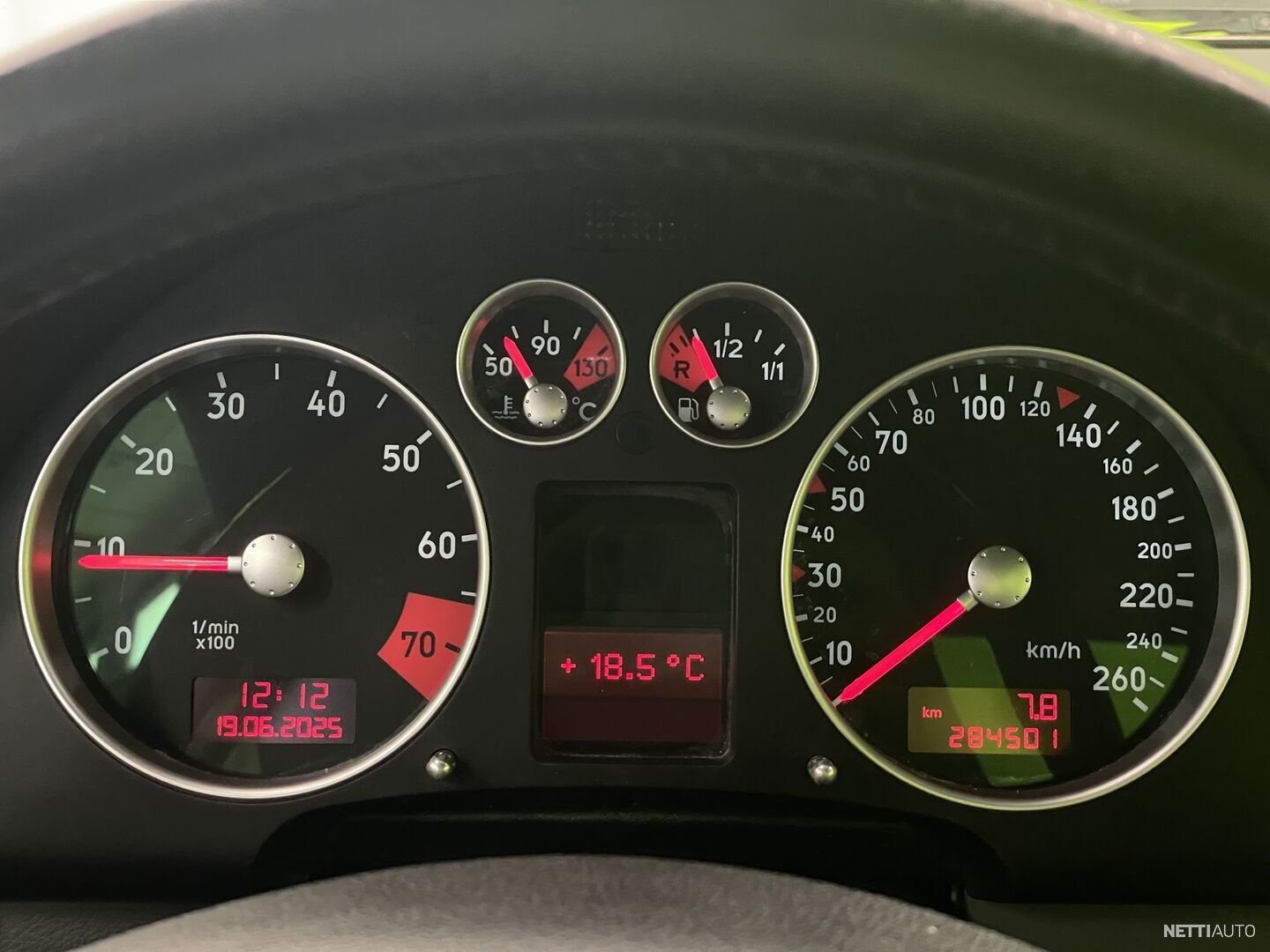 19 / 19