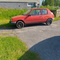 Peugeot 205