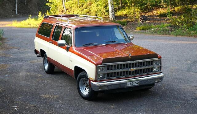 Chevrolet Suburban