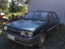 Renault 9