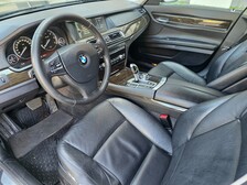 BMW 740