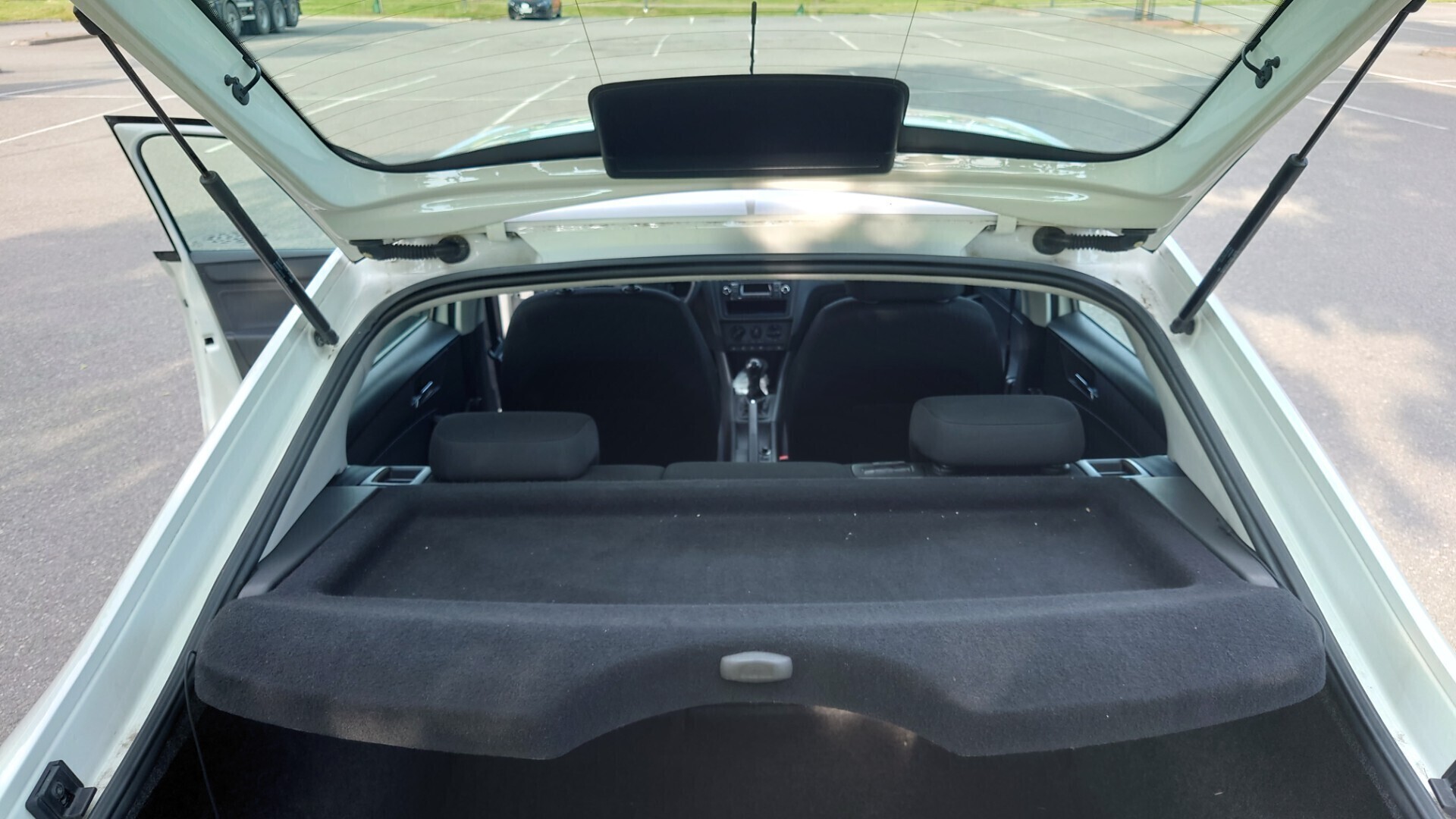 Seat Toledo 1,2 TSI 85 Trendy 2014, kuva 4/21