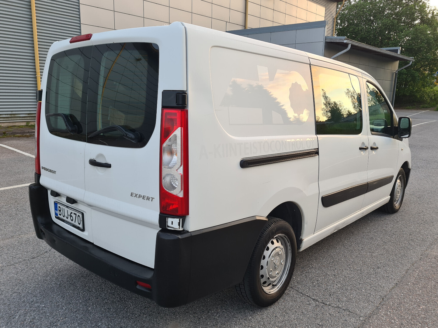 Peugeot Expert L2H1 1,6 HDi 90 FAP 2015, bild 7/19