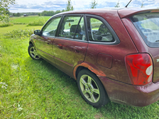 Mazda 323F