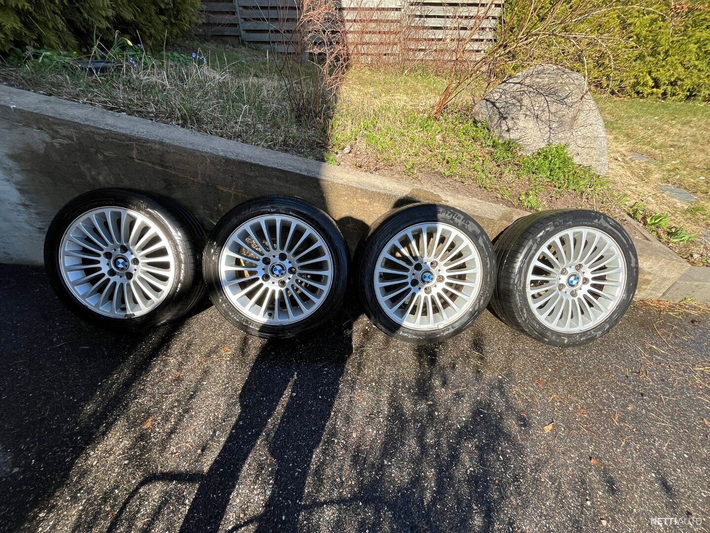 13 / 13