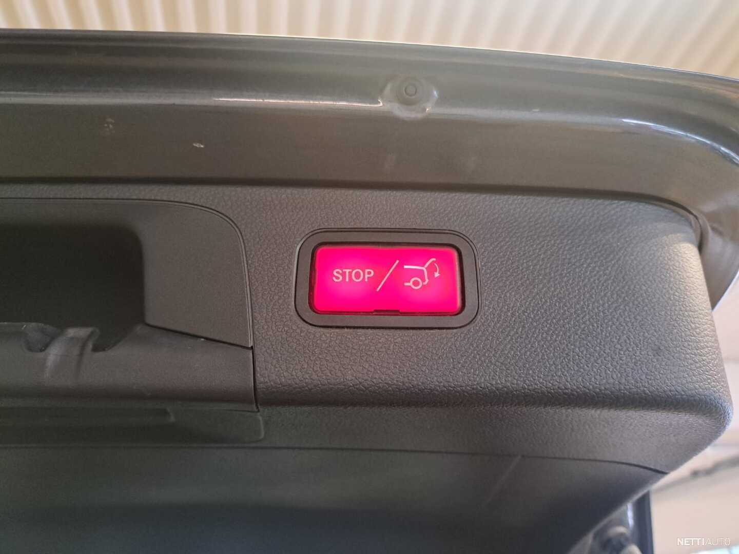 13 / 44