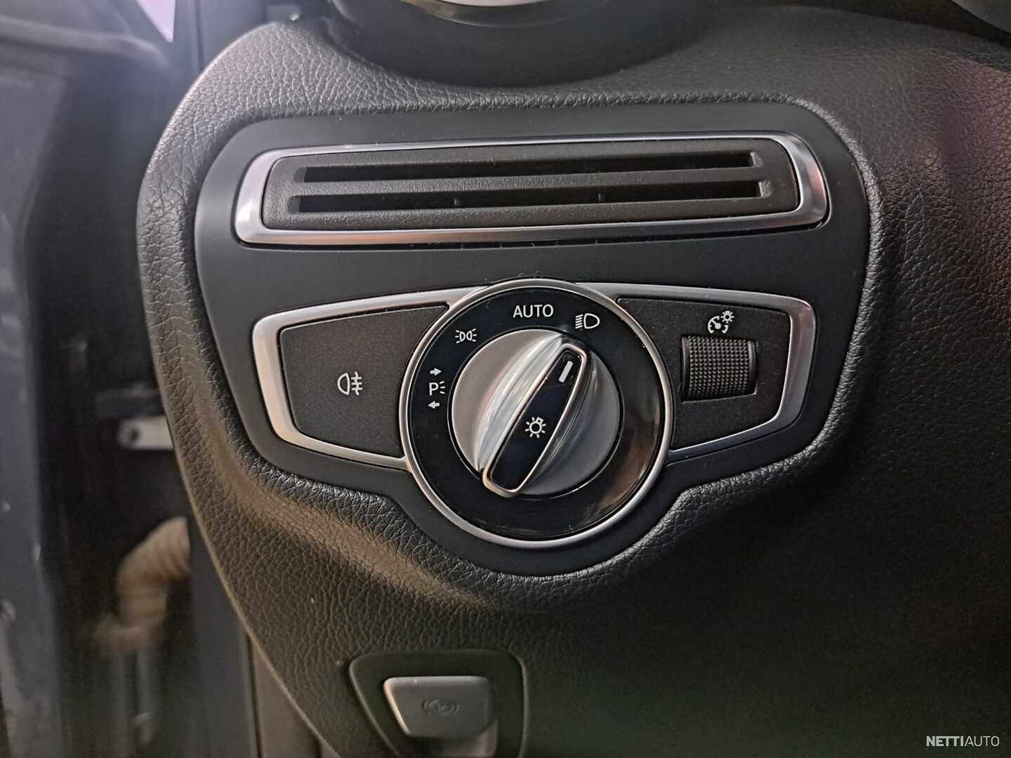 37 / 44