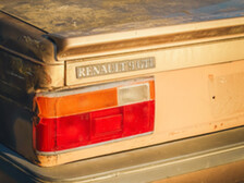 Renault 9