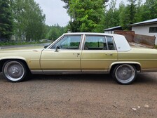 Cadillac Brougham