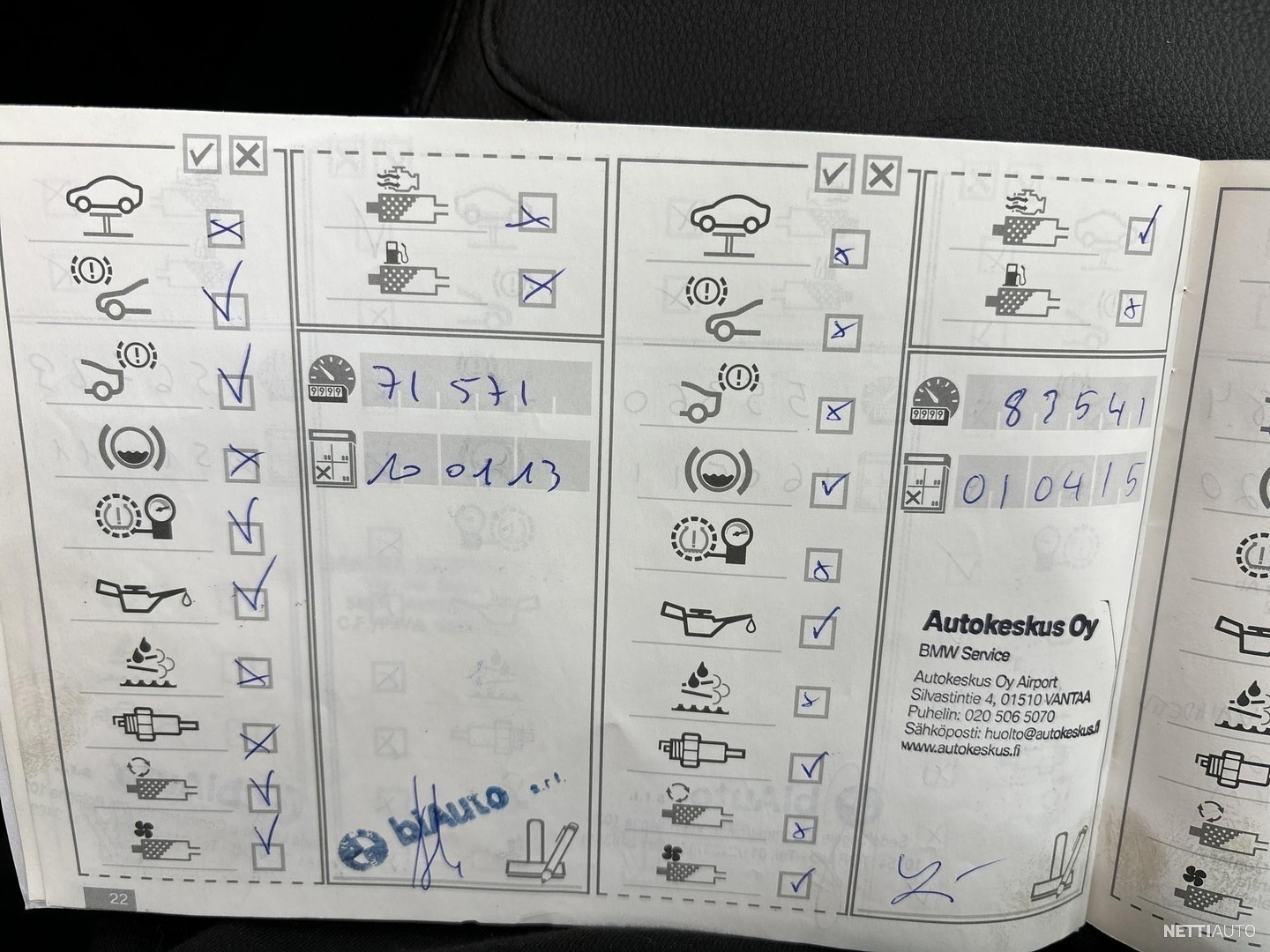 34 / 38