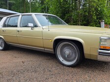 Cadillac Brougham