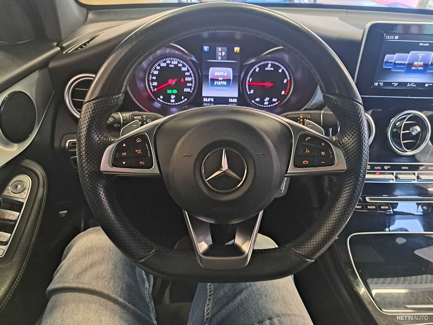 24 / 44