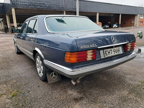 Mercedes-Benz SEL