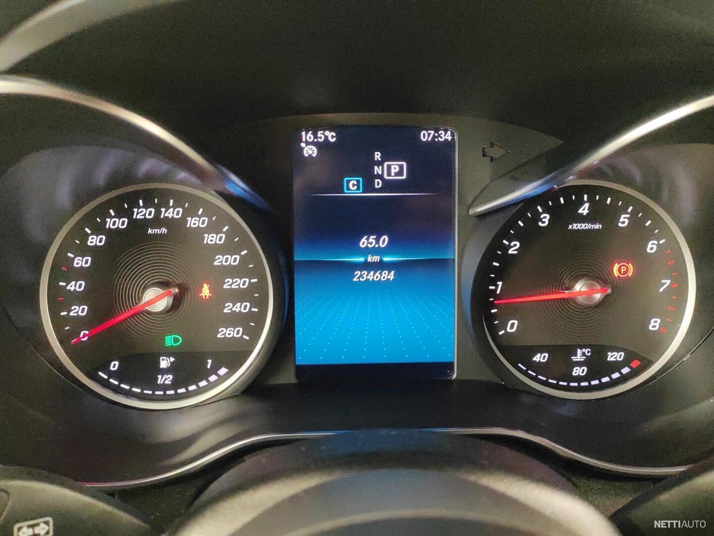 16 / 51