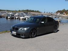 BMW 525