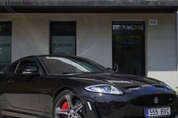 Jaguar XKR
