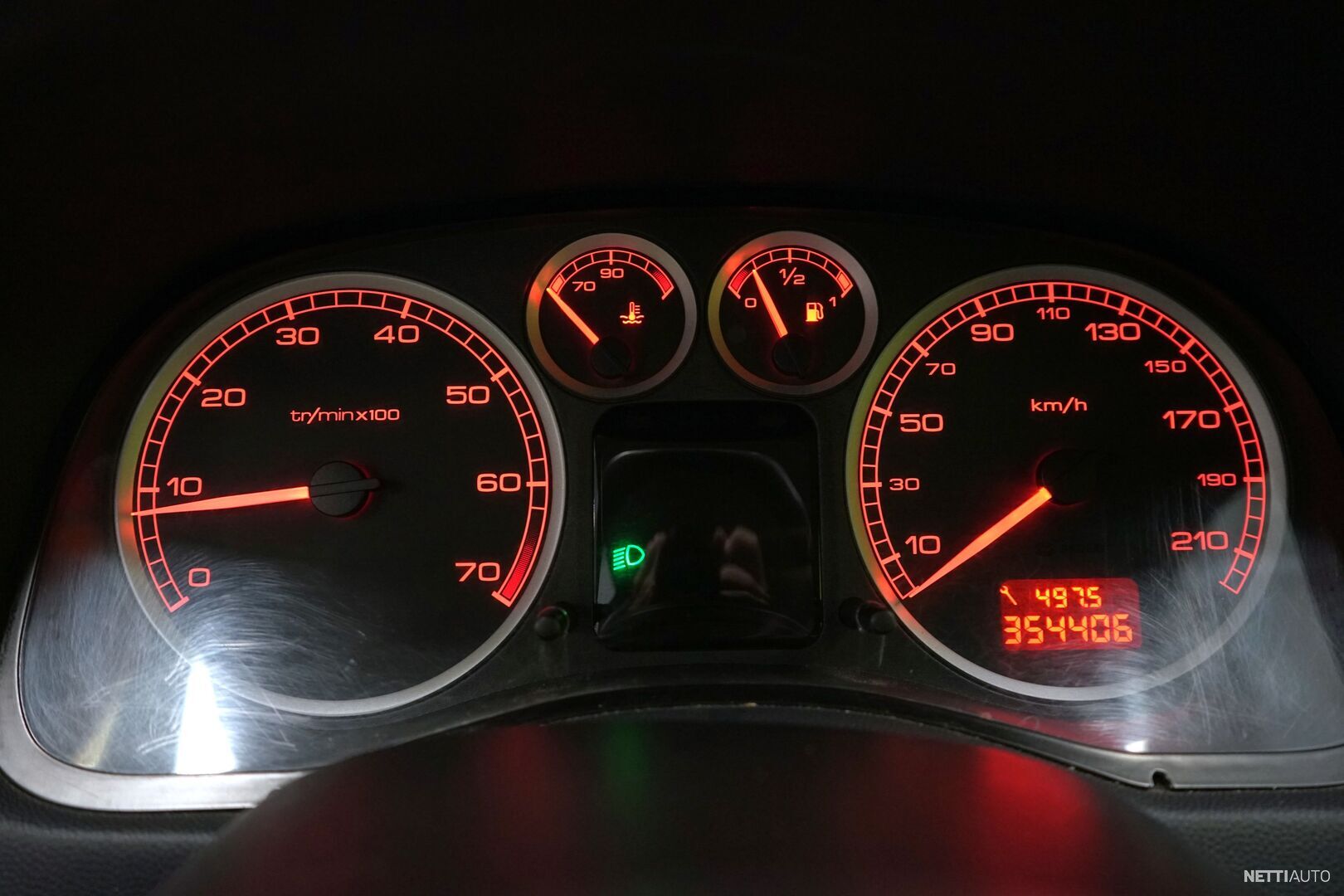14 / 30