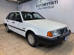 Volvo 440