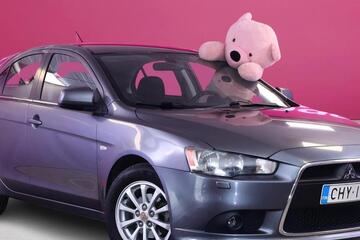 Mitsubishi Lancer